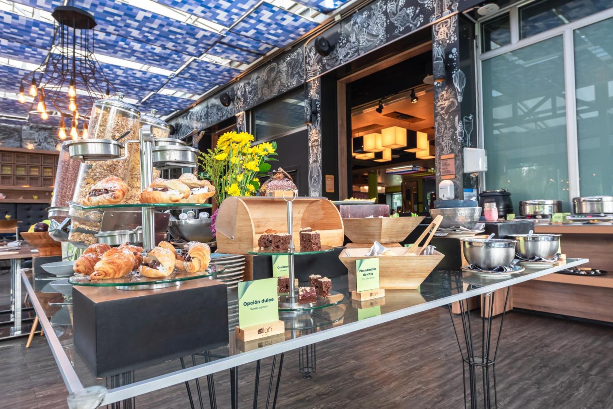 Aloft Bogota Airport Ξενοδοχείο Εξωτερικό φωτογραφία